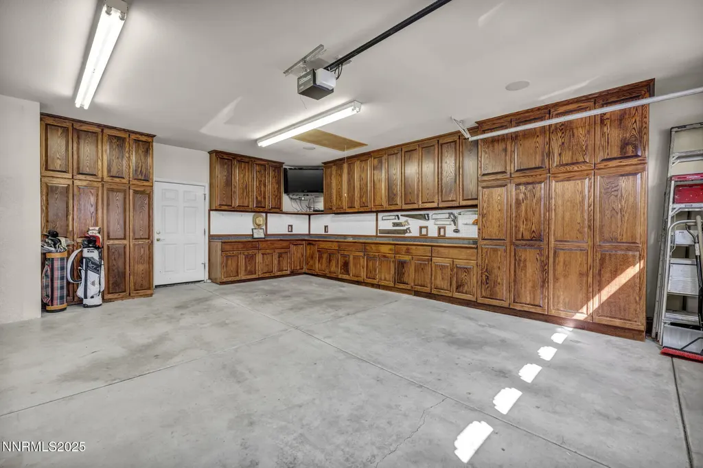 2862 Sierra Mesa Minden NV 89423
