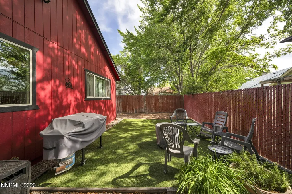 2434 Fieldcrest Carson City NV 89701