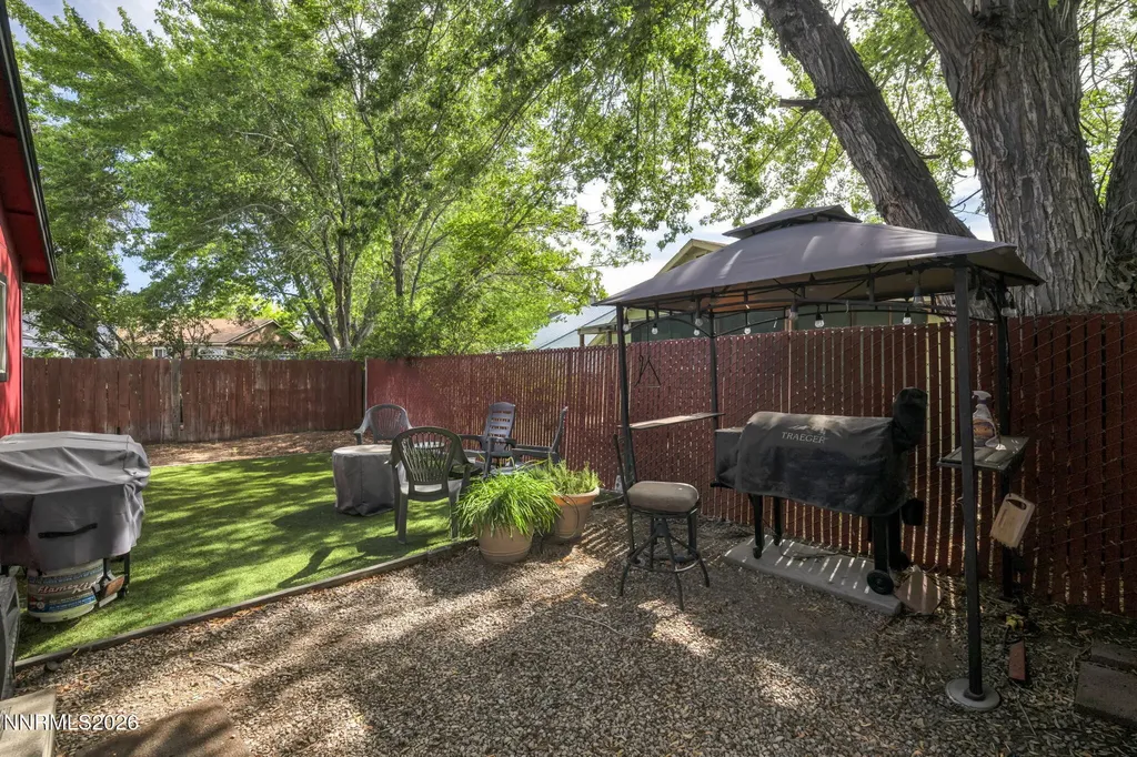 2434 Fieldcrest Carson City NV 89701