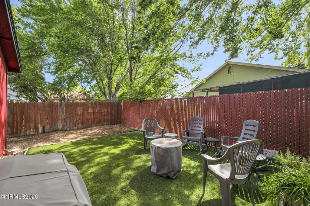 2434 Fieldcrest Carson City NV 89701