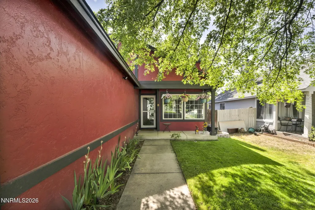 2434 Fieldcrest Carson City NV 89701