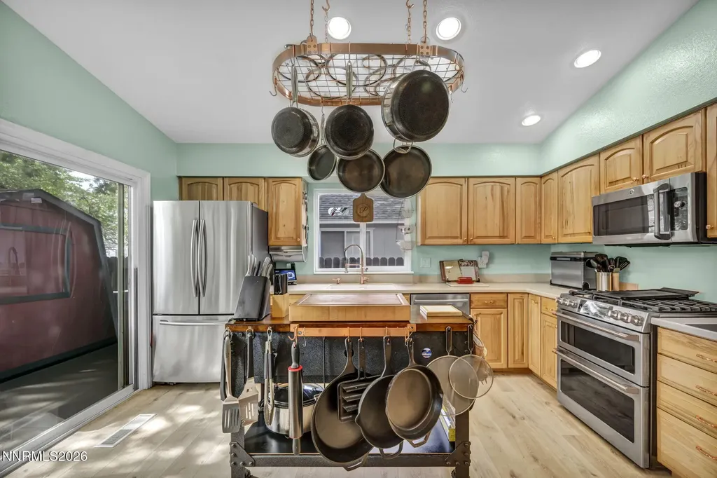 2434 Fieldcrest Carson City NV 89701