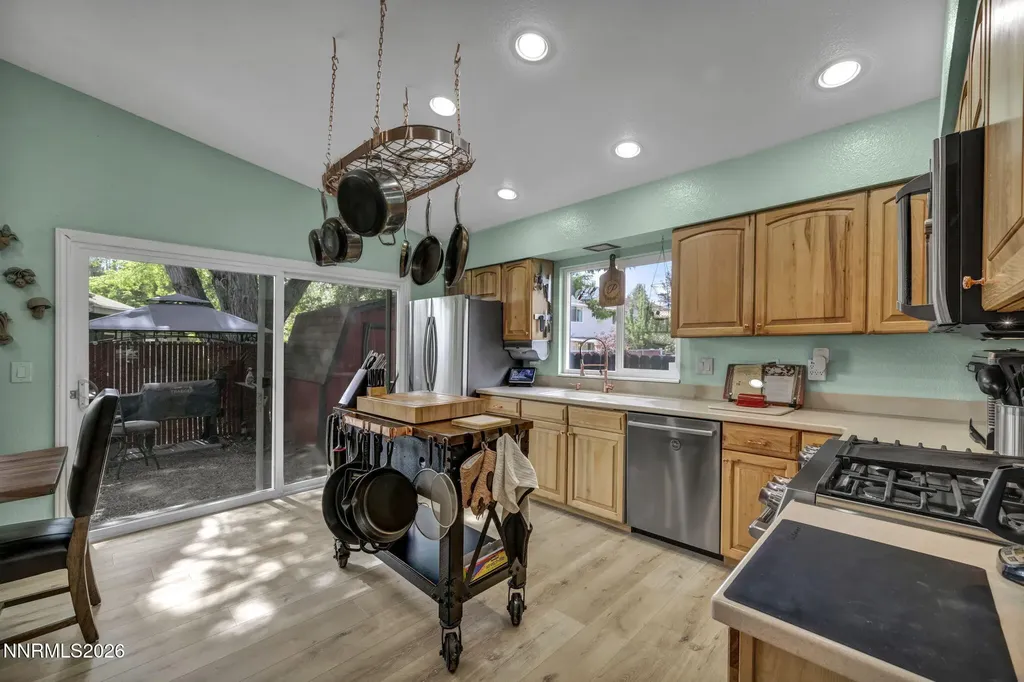 2434 Fieldcrest Carson City NV 89701