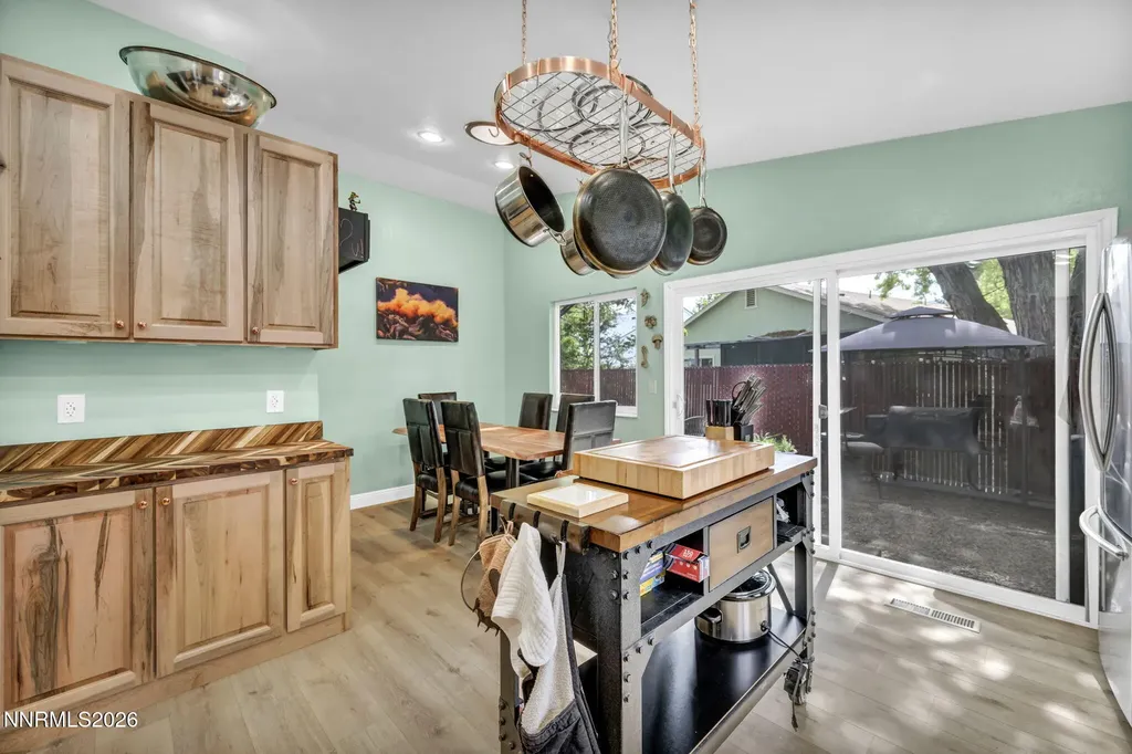 2434 Fieldcrest Carson City NV 89701