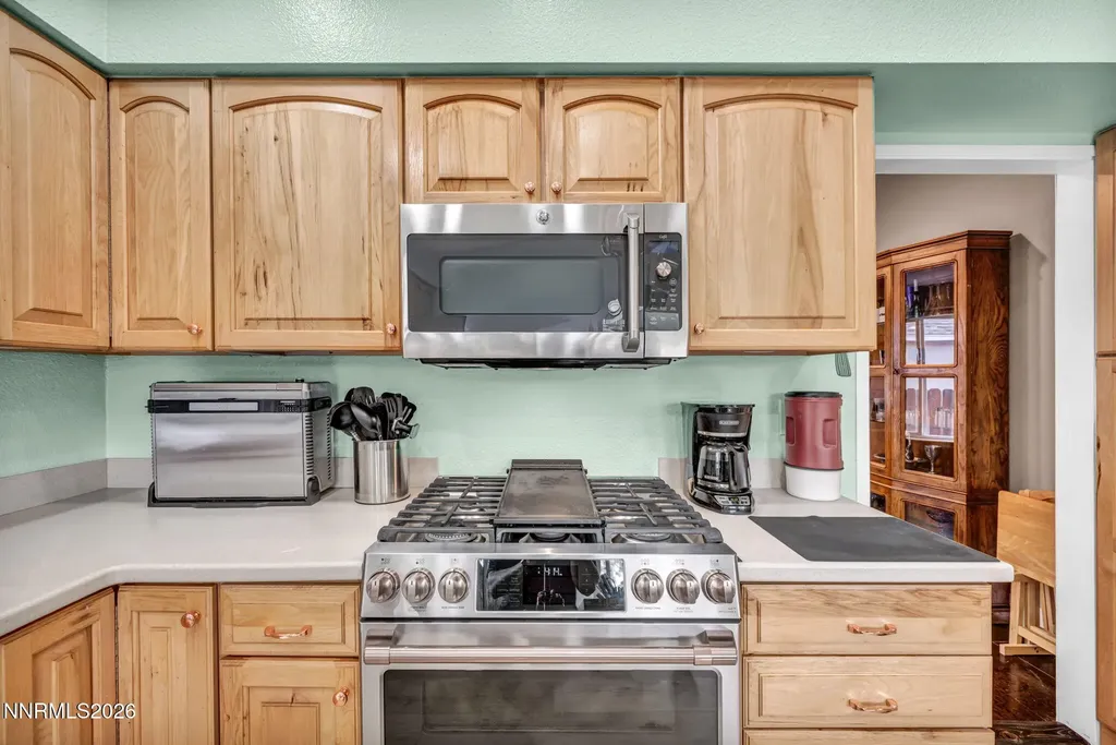 2434 Fieldcrest Carson City NV 89701