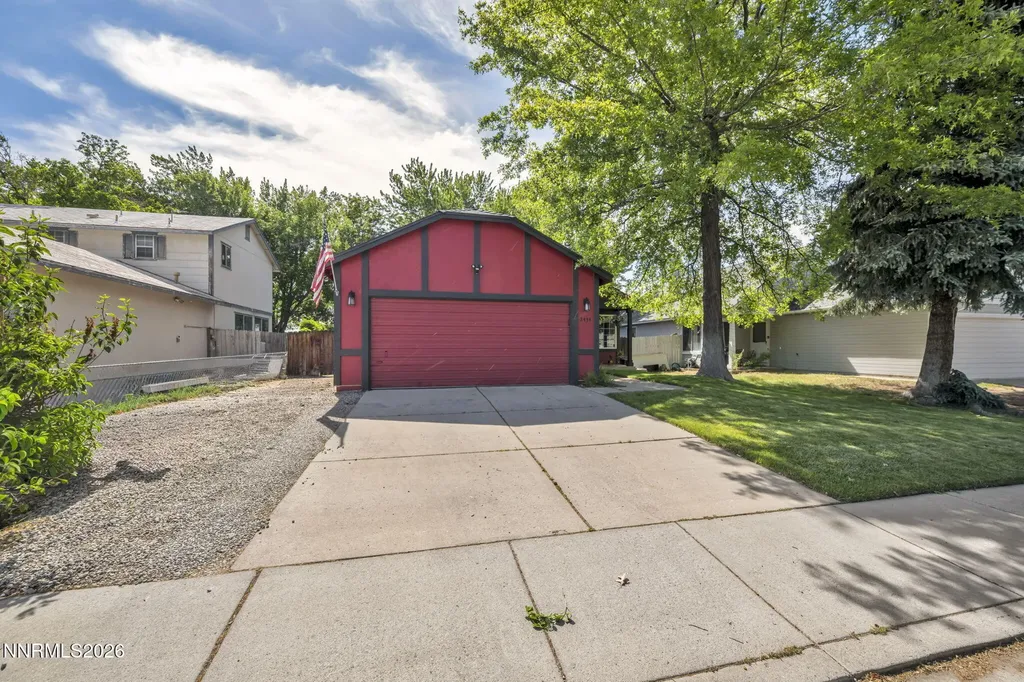 2434 Fieldcrest Carson City NV 89701
