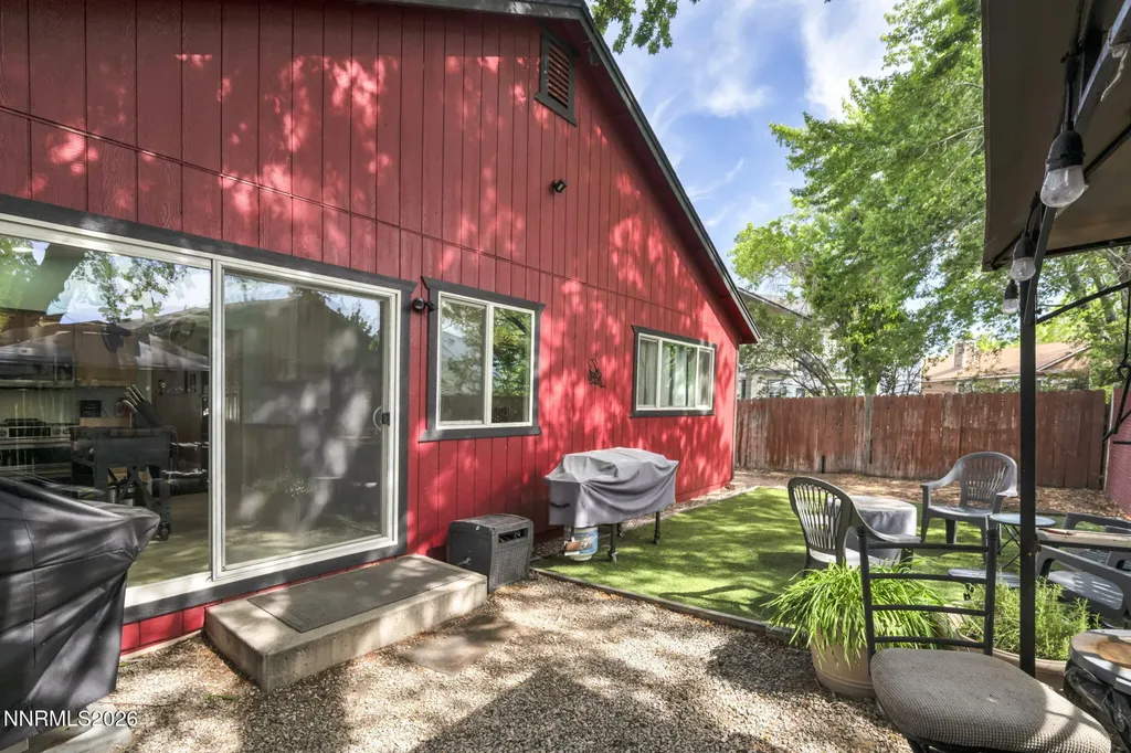 2434 Fieldcrest Carson City NV 89701