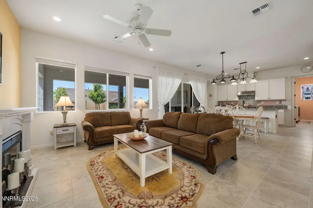2233 Paint Horse Reno NV 89521
