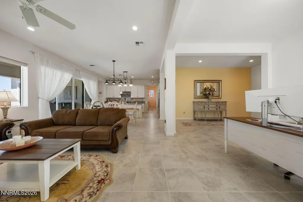2233 Paint Horse Reno NV 89521