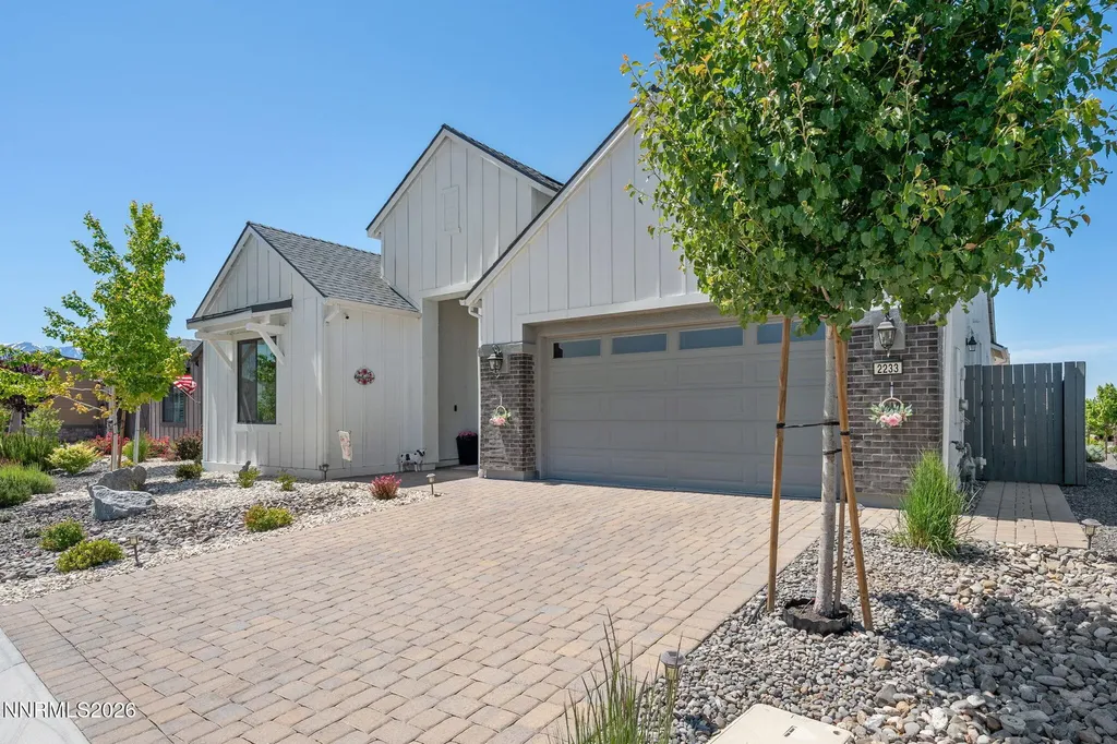 2233 Paint Horse Reno NV 89521