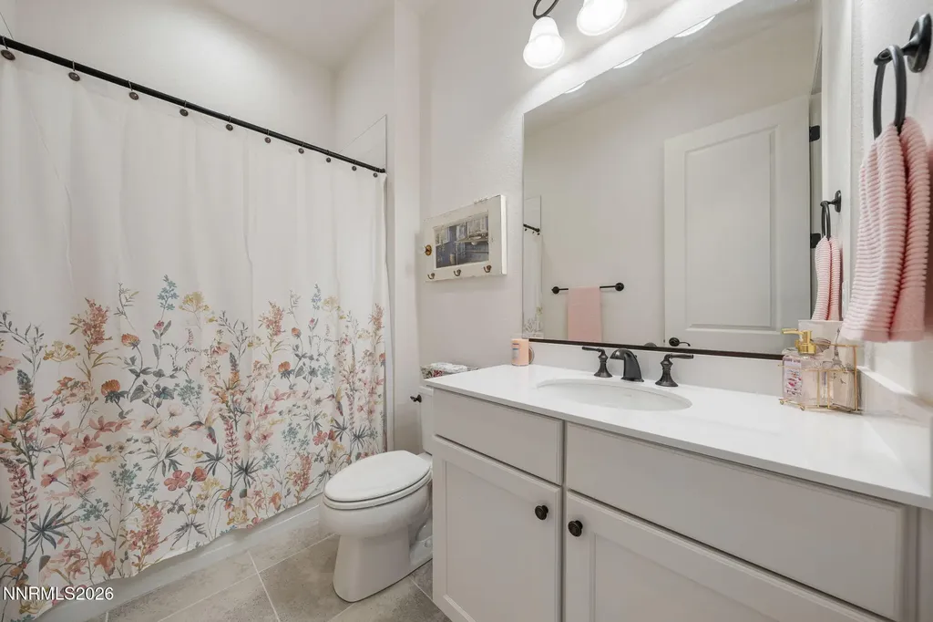 2233 Paint Horse Reno NV 89521