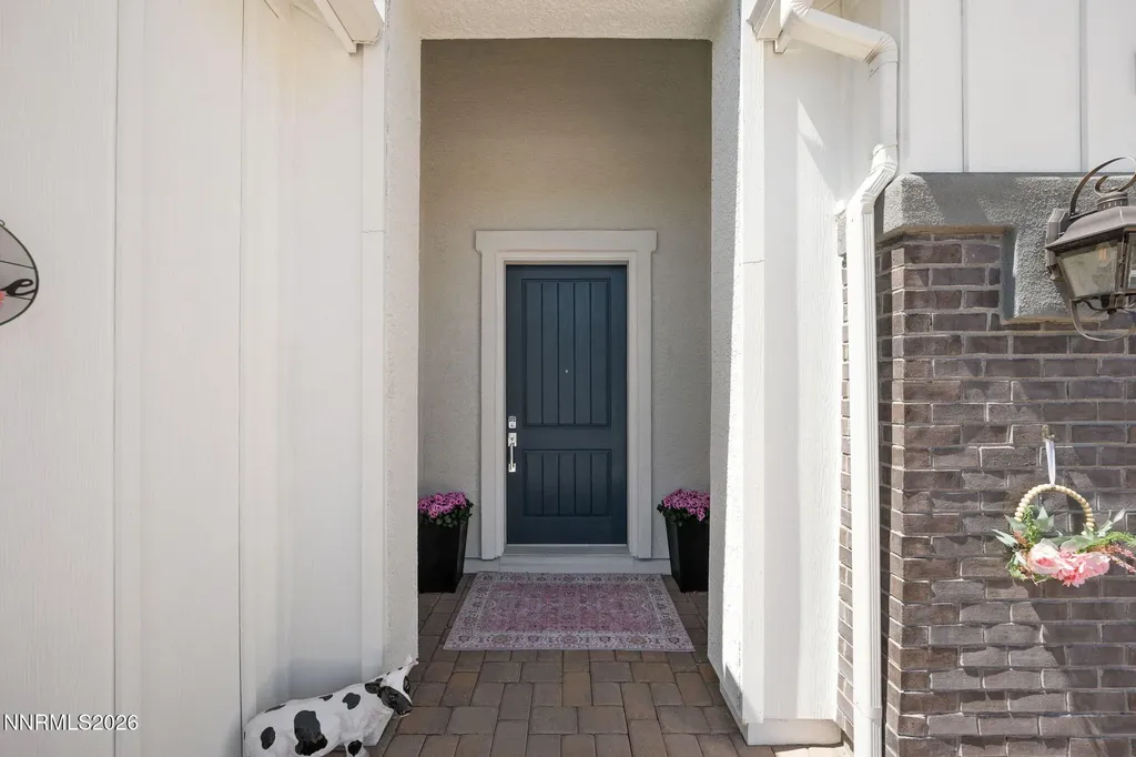 2233 Paint Horse Reno NV 89521