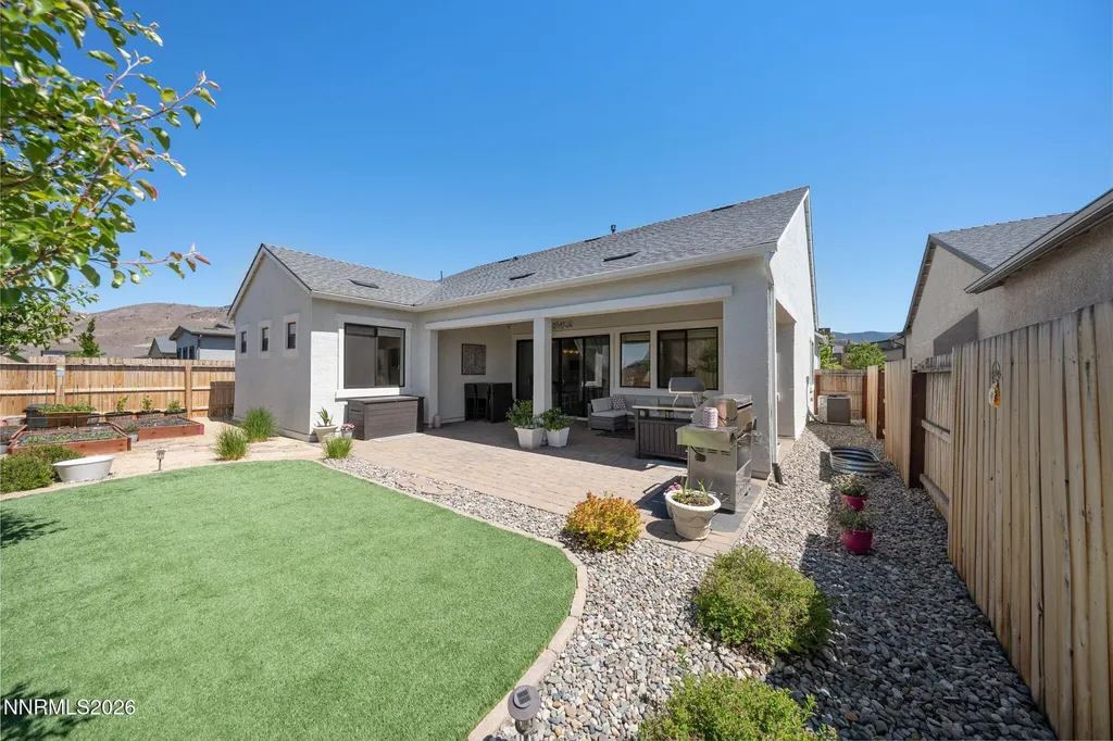 2233 Paint Horse Reno NV 89521