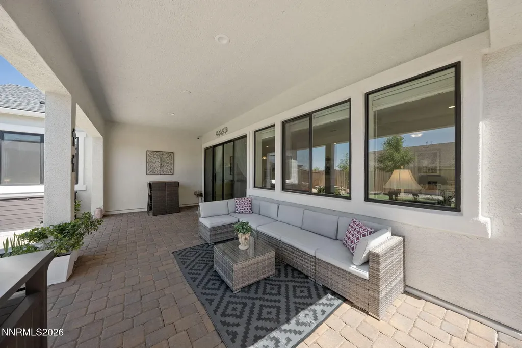 2233 Paint Horse Reno NV 89521