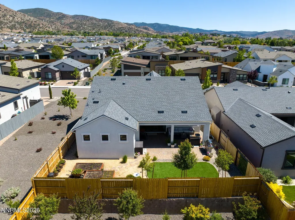 2233 Paint Horse Reno NV 89521