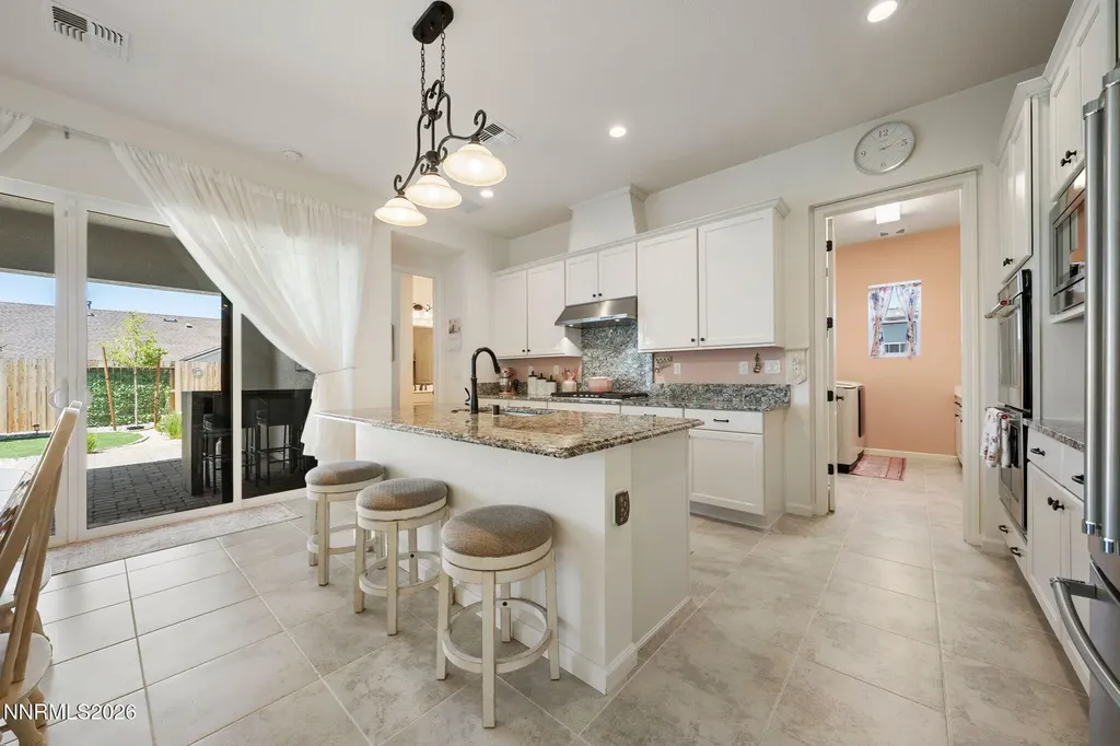 2233 Paint Horse Reno NV 89521