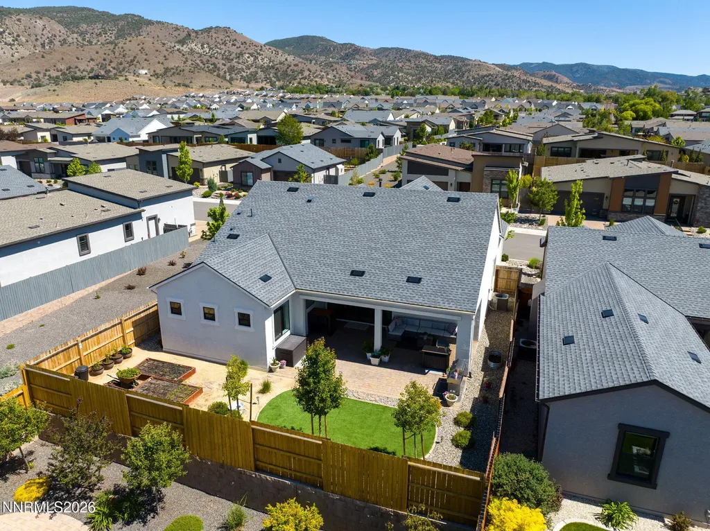 2233 Paint Horse Reno NV 89521