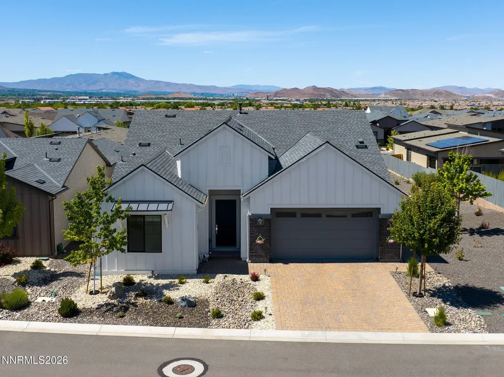 2233 Paint Horse Reno NV 89521