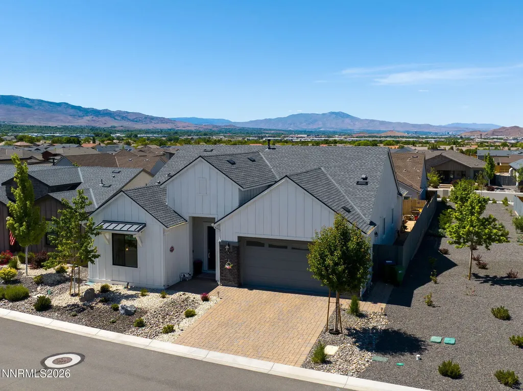 2233 Paint Horse Reno NV 89521