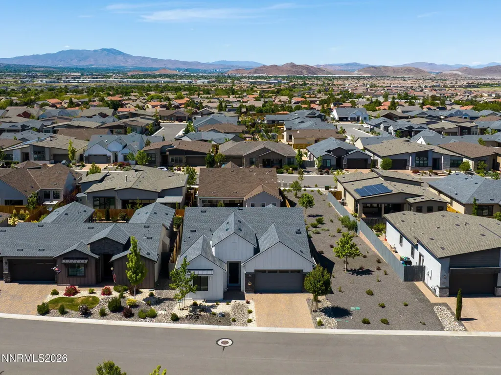 2233 Paint Horse Reno NV 89521