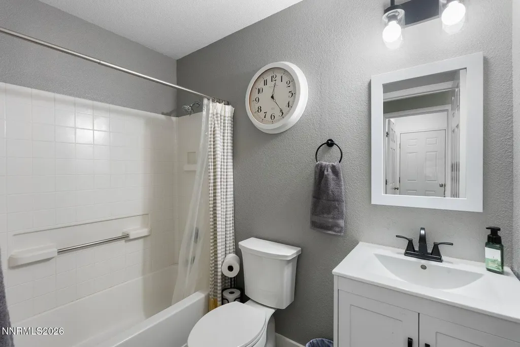 17235 Aquamarine Reno NV 89508
