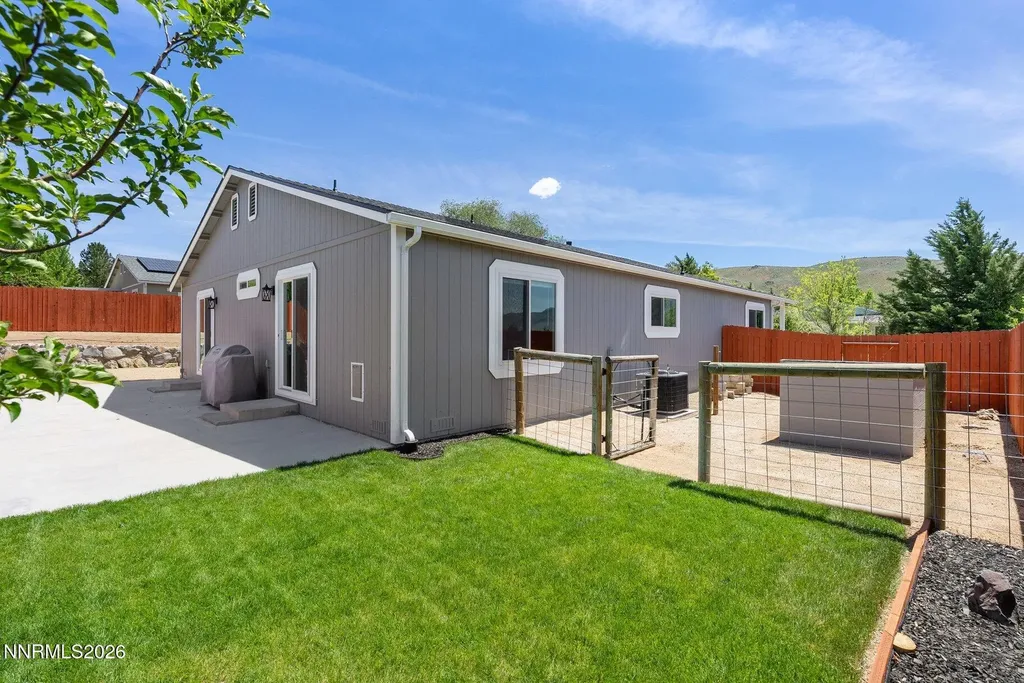17235 Aquamarine Reno NV 89508