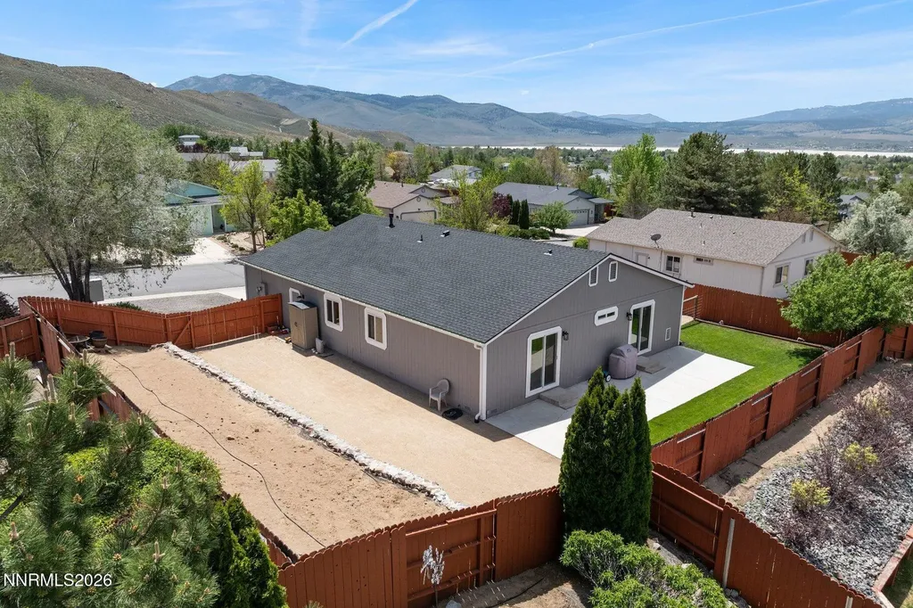 17235 Aquamarine Reno NV 89508