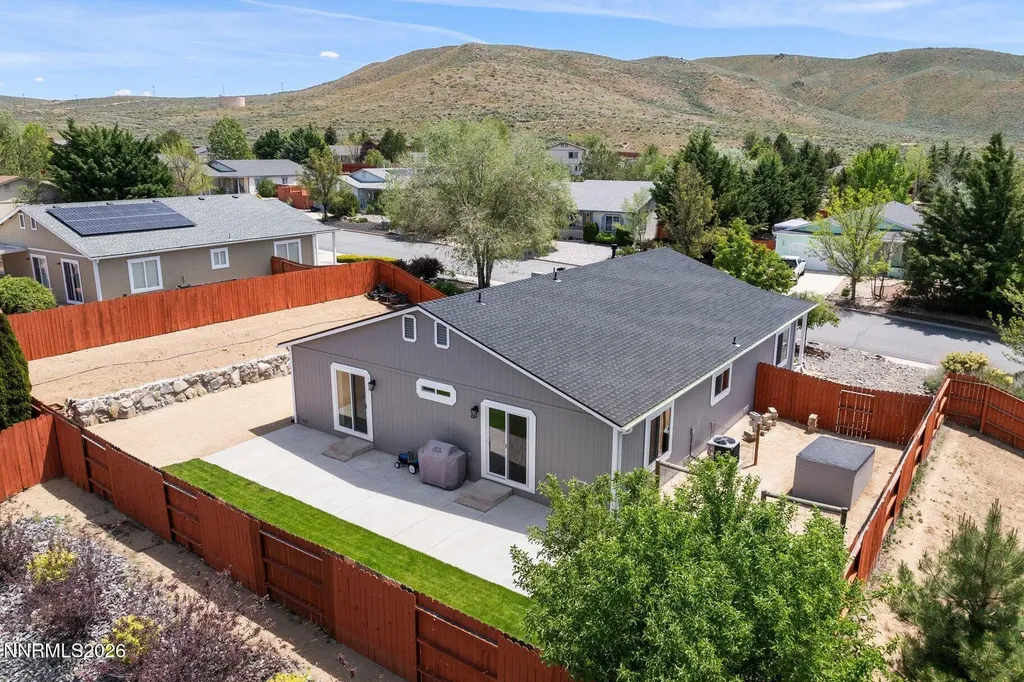 17235 Aquamarine Reno NV 89508