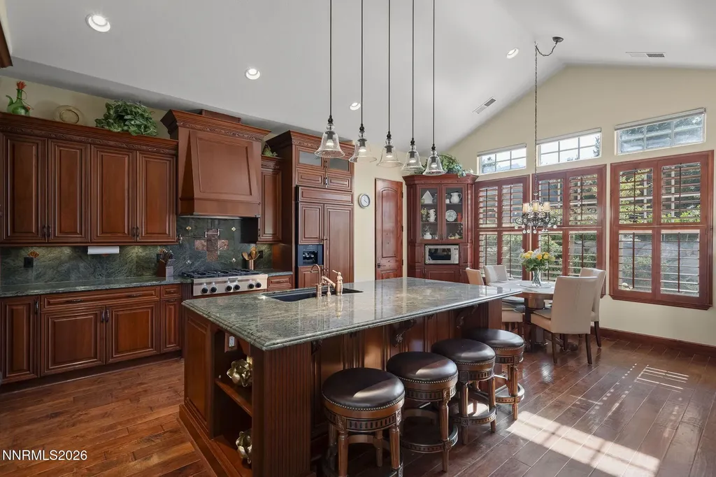 16885 Delacroix Reno NV 89511