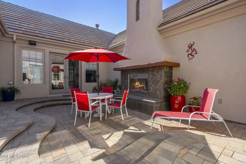 16885 Delacroix Reno NV 89511
