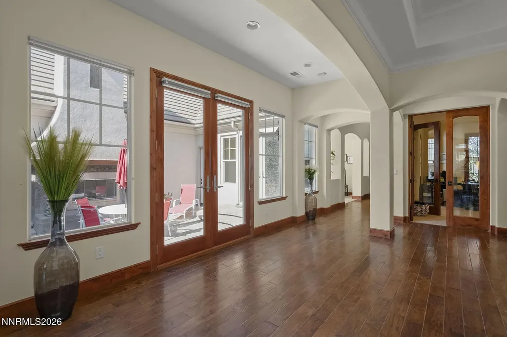 16885 Delacroix Reno NV 89511