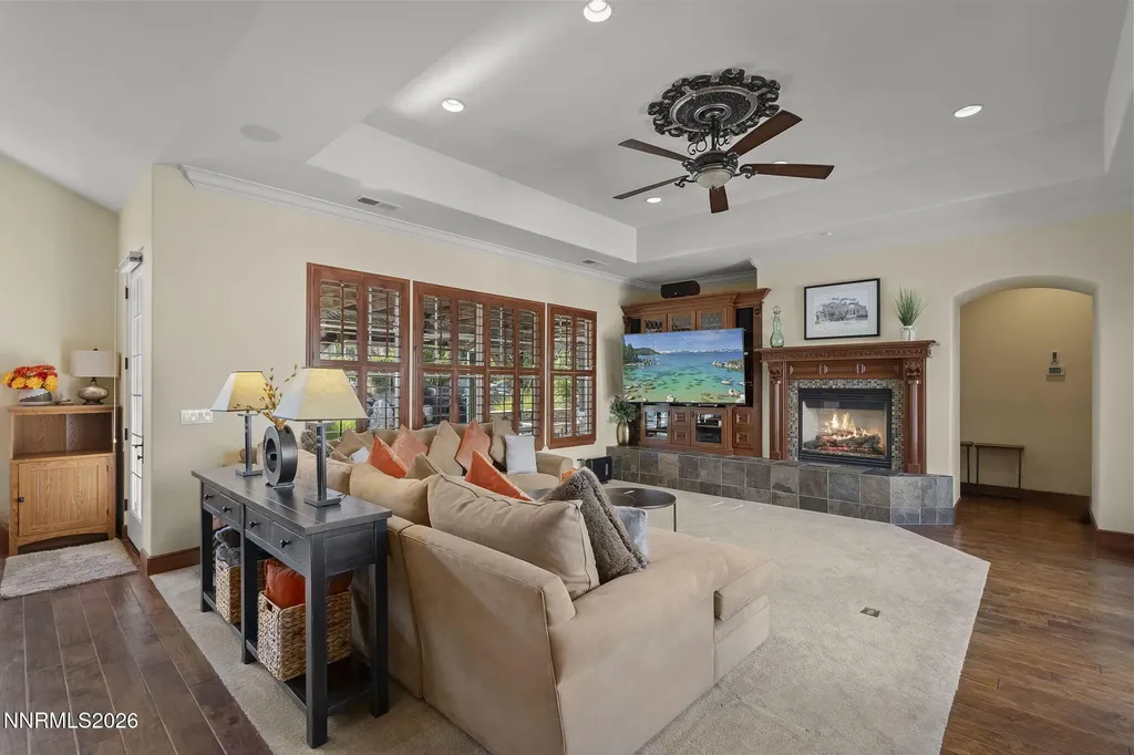 16885 Delacroix Reno NV 89511