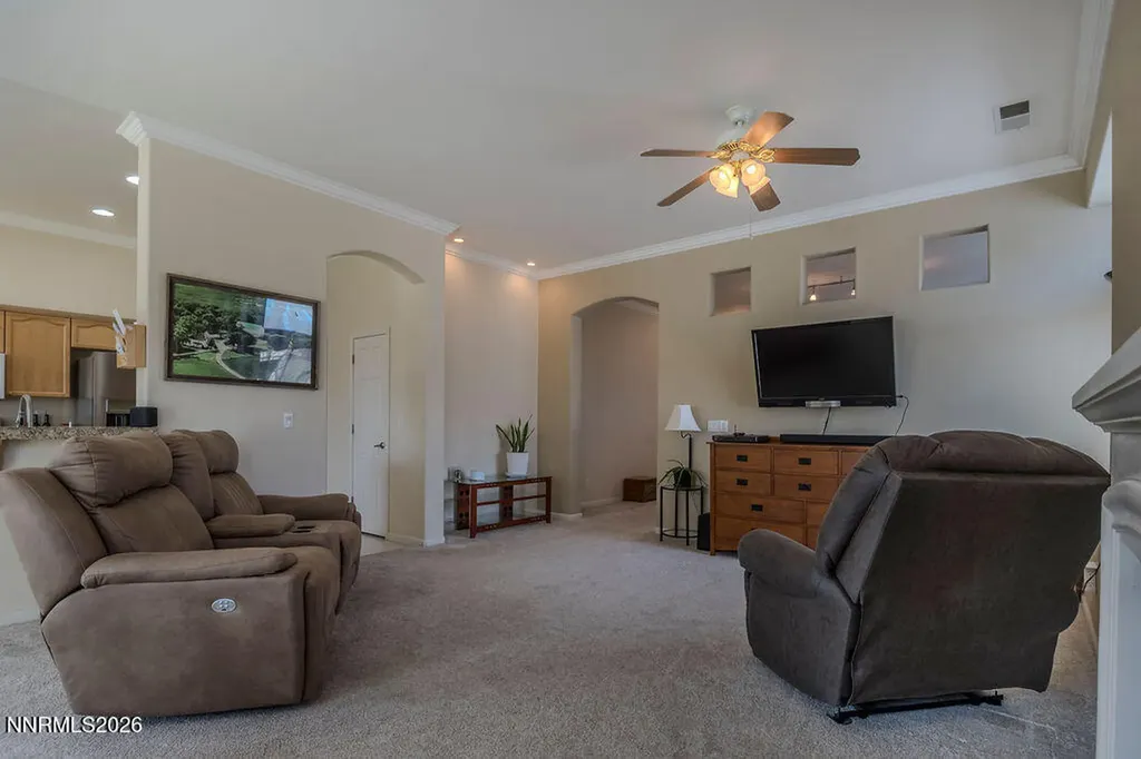 1513 Riverpark Dayton NV 89403
