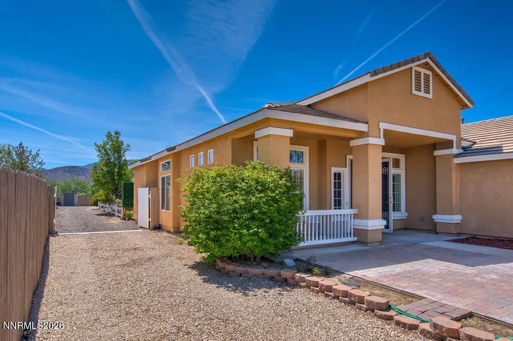 1513 Riverpark Dayton NV 89403