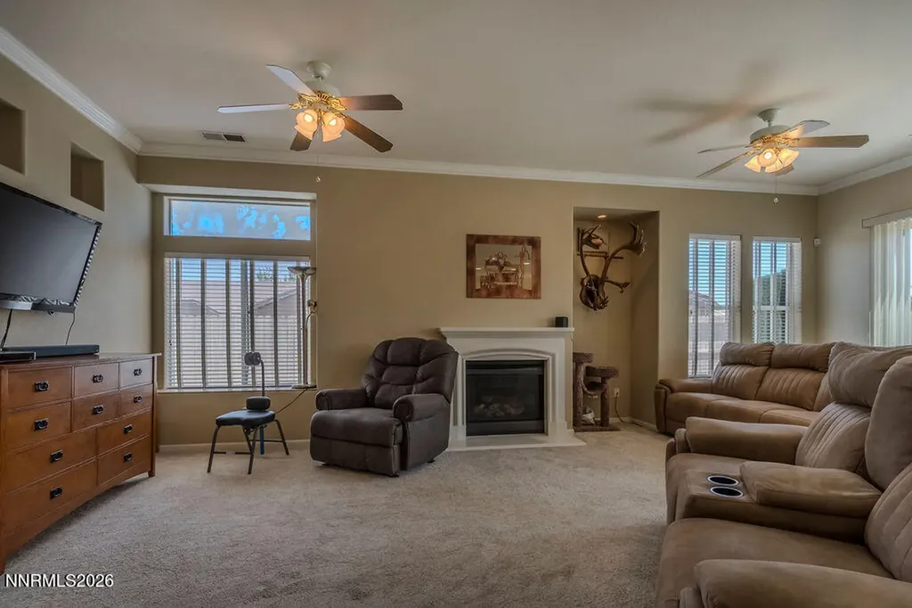 1513 Riverpark Dayton NV 89403