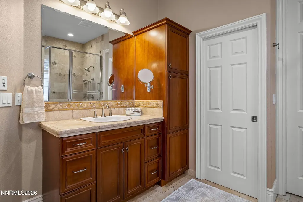 1299 Wolf Run Reno NV 89511