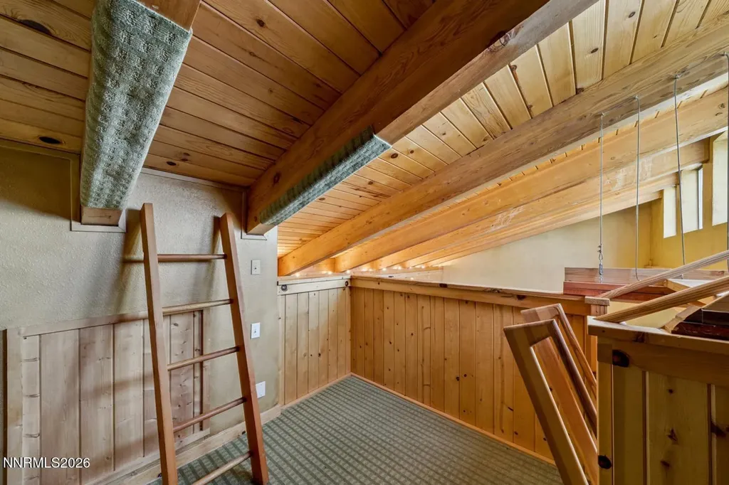 121 Holly Stateline NV 89449