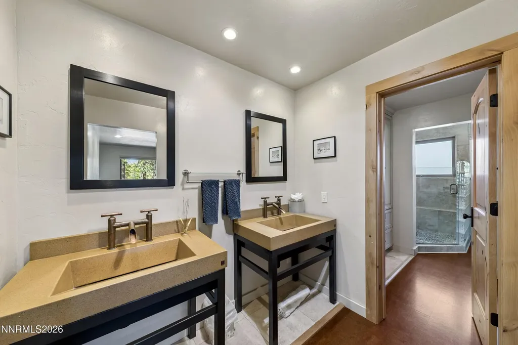121 Holly Stateline NV 89449