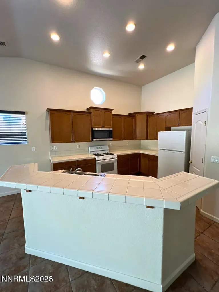 7169 Beacon Reno NV 89506