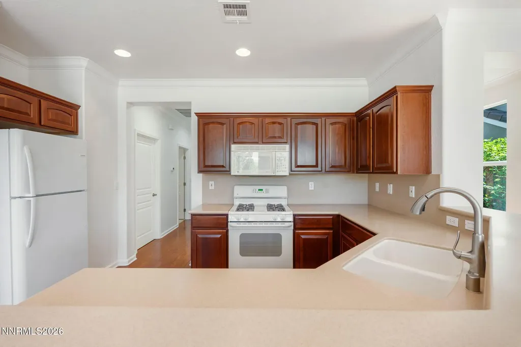 1285 Cliff Park Reno NV 89523