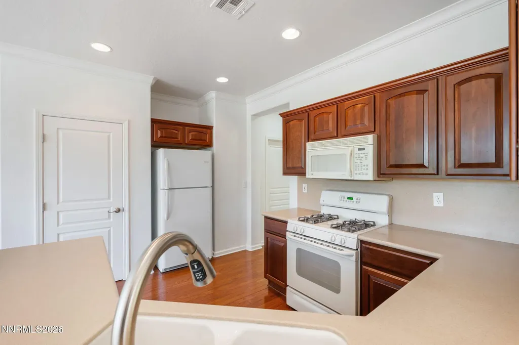 1285 Cliff Park Reno NV 89523