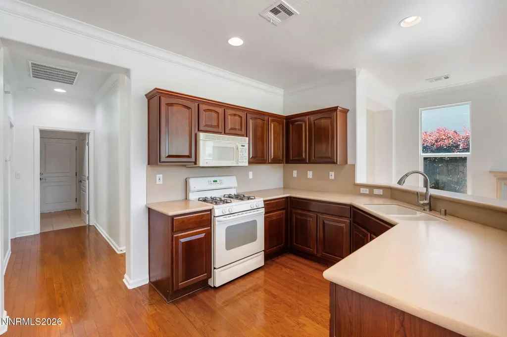 1285 Cliff Park Reno NV 89523