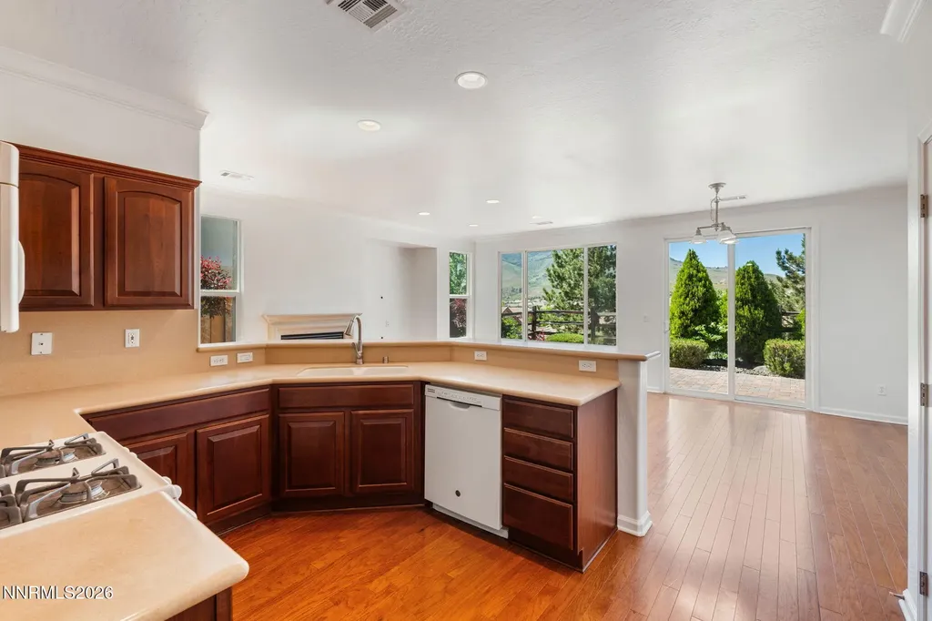 1285 Cliff Park Reno NV 89523