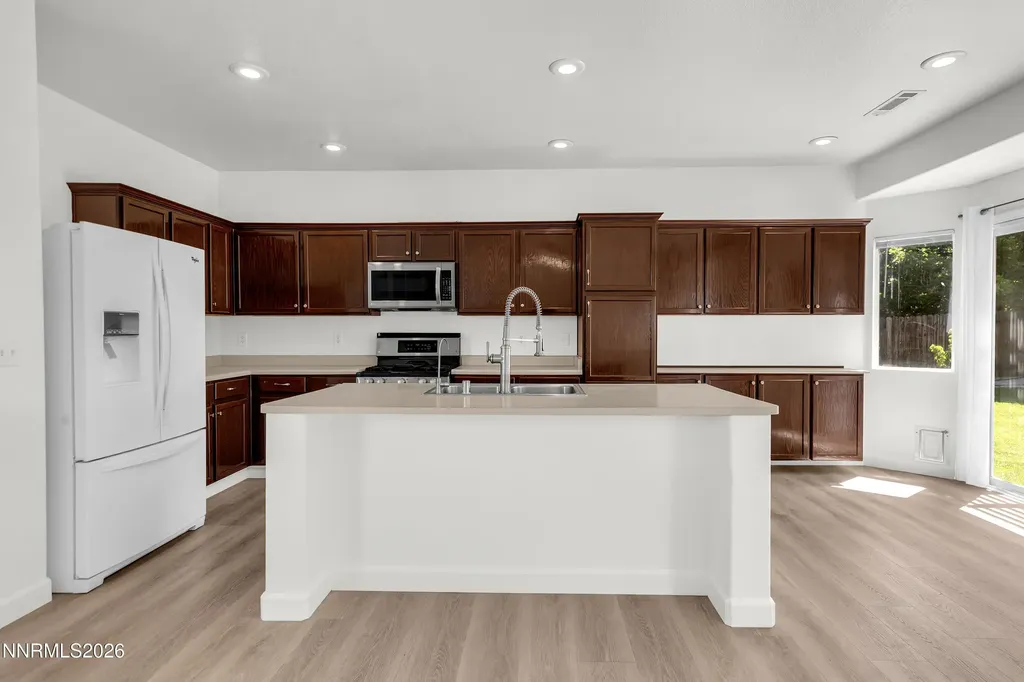 8430 Seal Beach Reno NV 89506