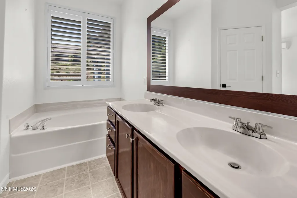 8430 Seal Beach Reno NV 89506