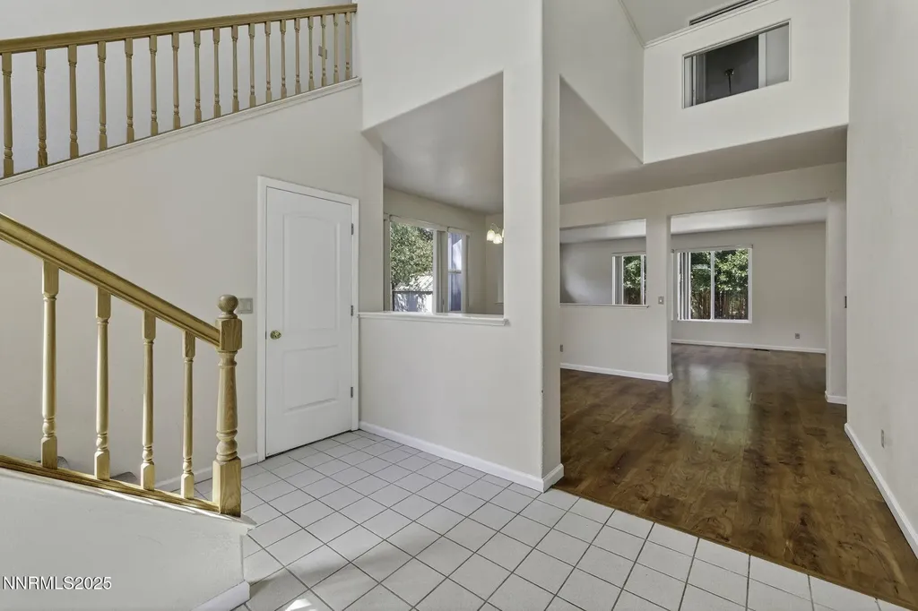3181 Sky Country Reno NV 89503