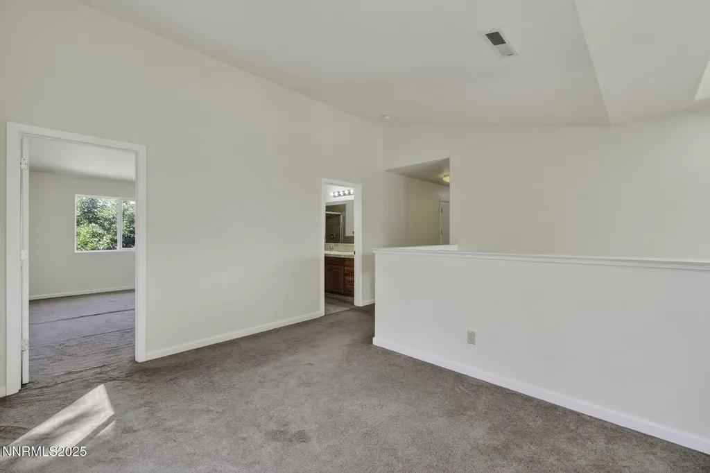 3181 Sky Country Reno NV 89503