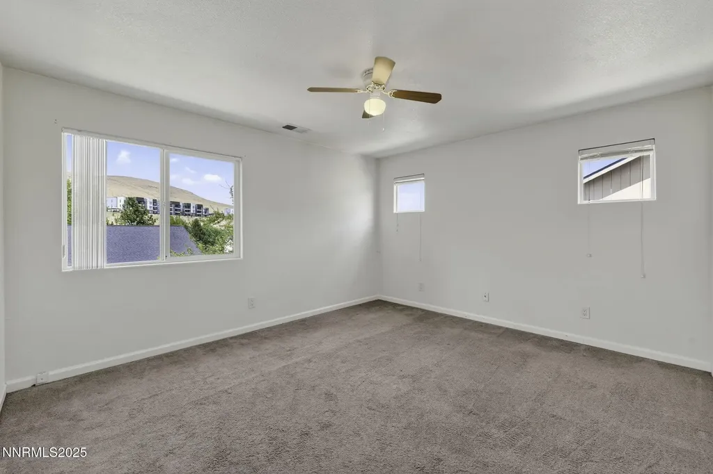 3181 Sky Country Reno NV 89503