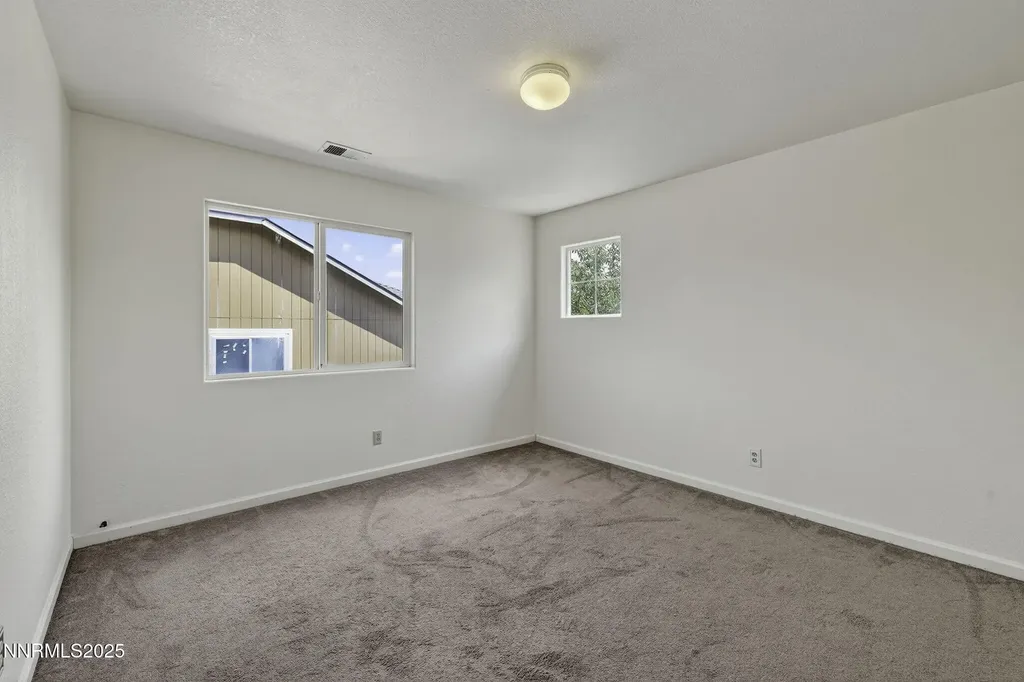 3181 Sky Country Reno NV 89503