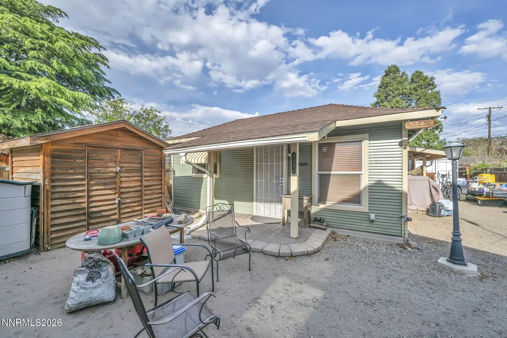 534 13th Sparks NV 89431